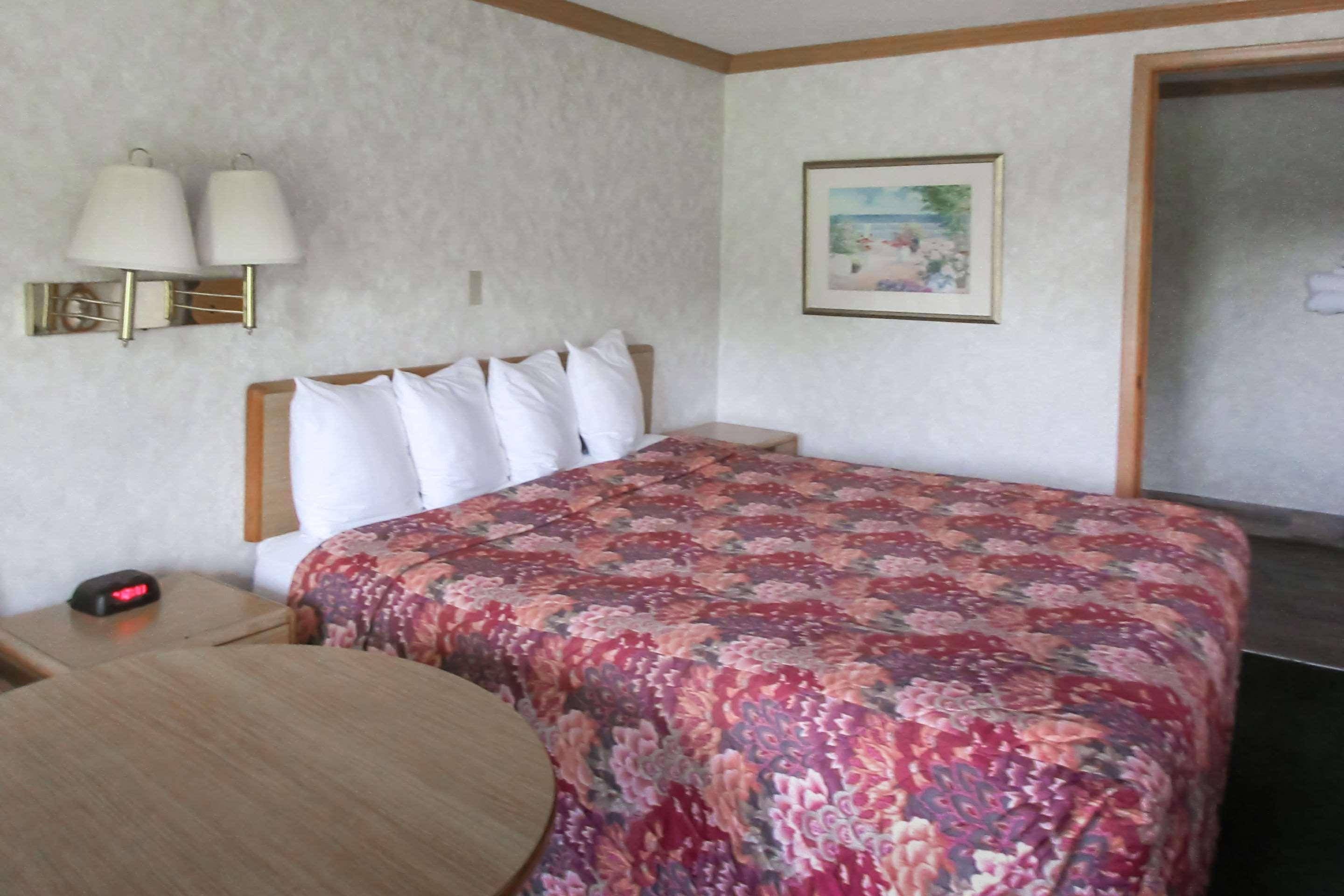 Days-Inn By Wyndham Liverpool-Syracuse Bagian luar foto